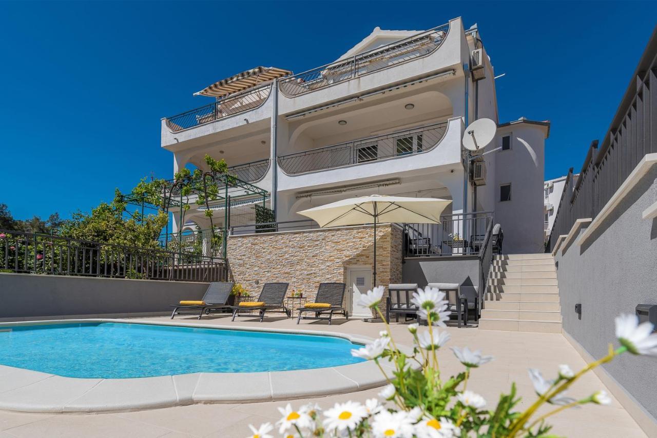 Villa Seaview With Pool - Apartment Cotton Trogir Eksteriør bilde
